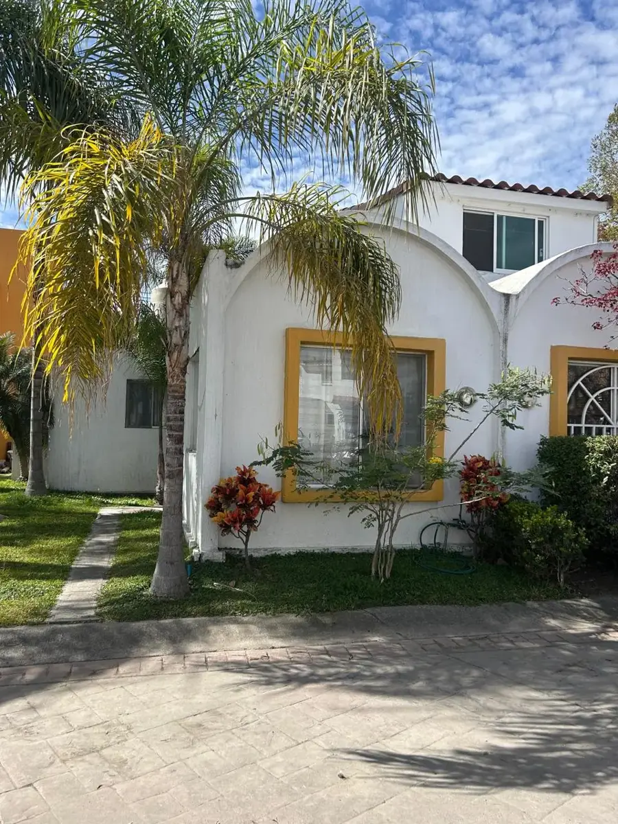 Casa en renta en Los Olivos de Tlaquepaque, San Pedro Tlaquepaque — foto 1 de 22