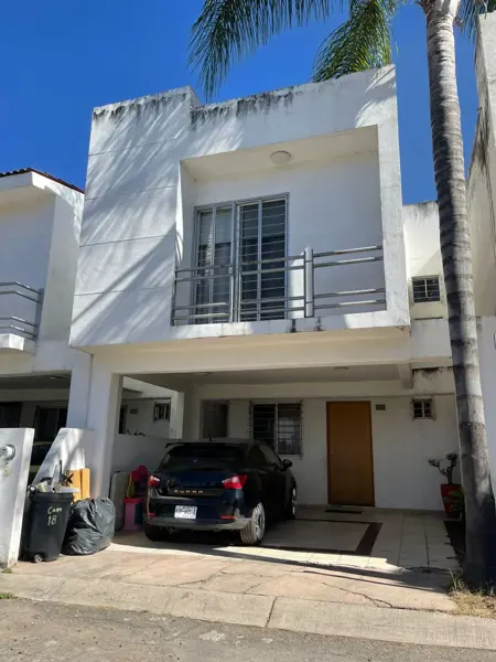 Casa en venta en Jardines de las Fuentes, Zapopan — foto 3 de 8