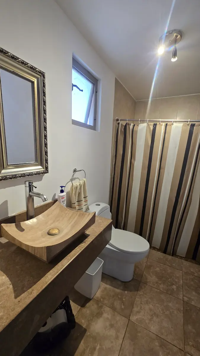 Vista 4 de Casa con jardín, alberca, jacuzzi, salon de juegos ideal para familias grandes