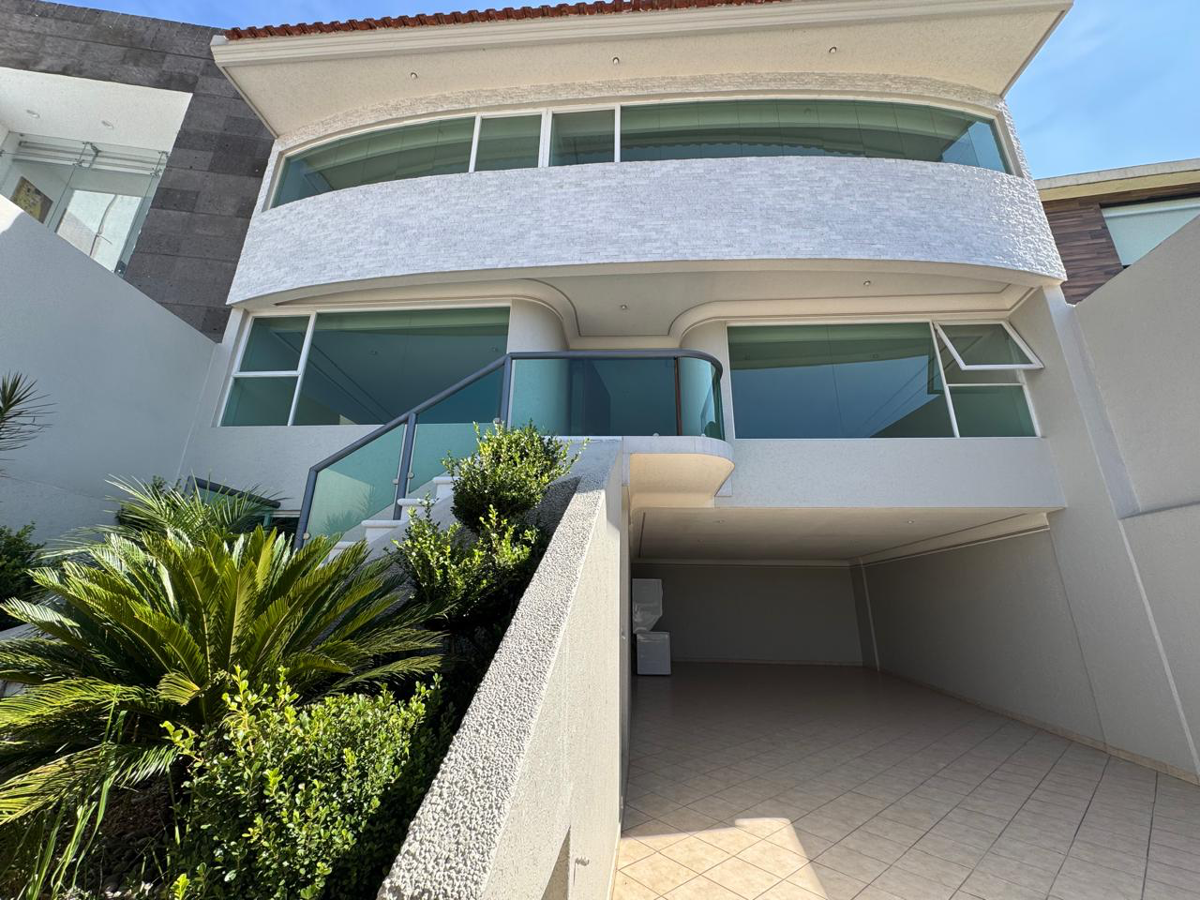 Casa en venta en Lomas Verdes 6a Sección, Naucalpan de Juárez — foto 1 de 10