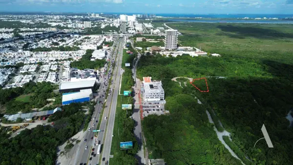 Terreno en venta en Cancún Centro, Benito Juárez — foto 2 de 8