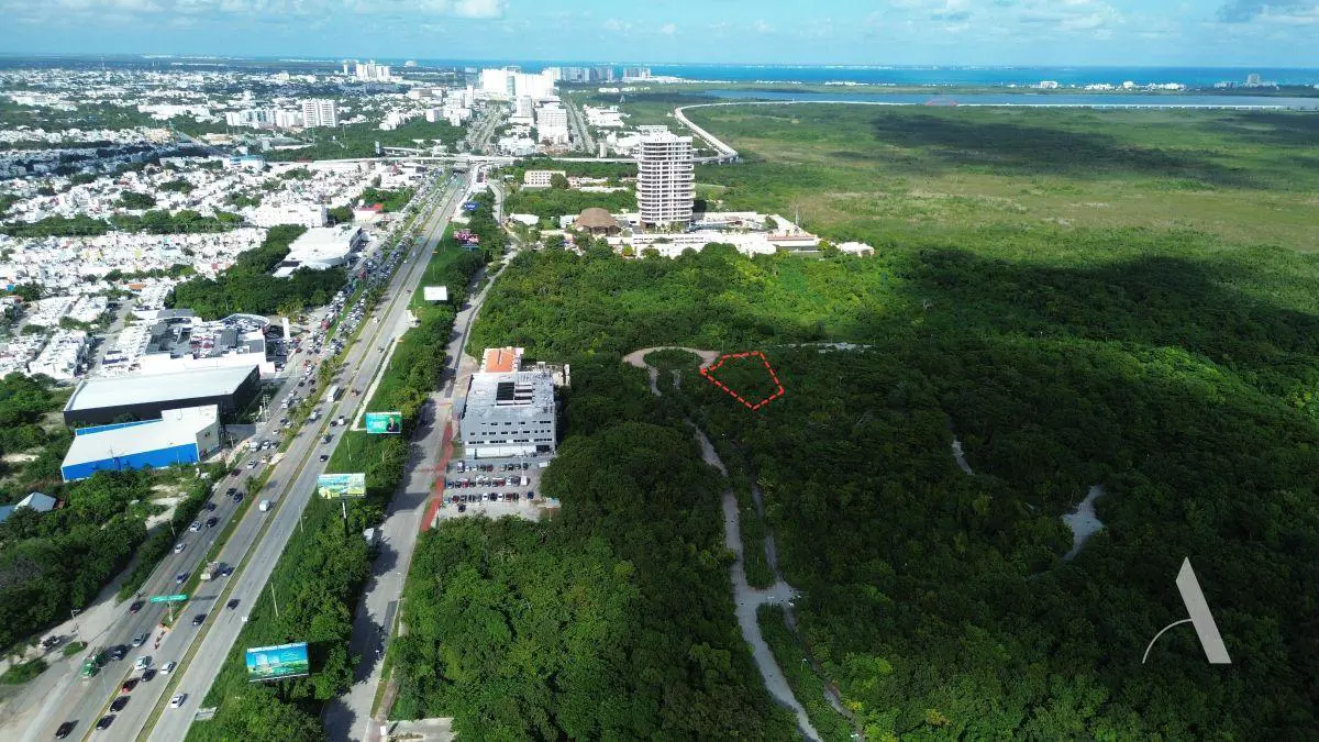 Terreno en venta en Cancún Centro, Benito Juárez — foto 1 de 8