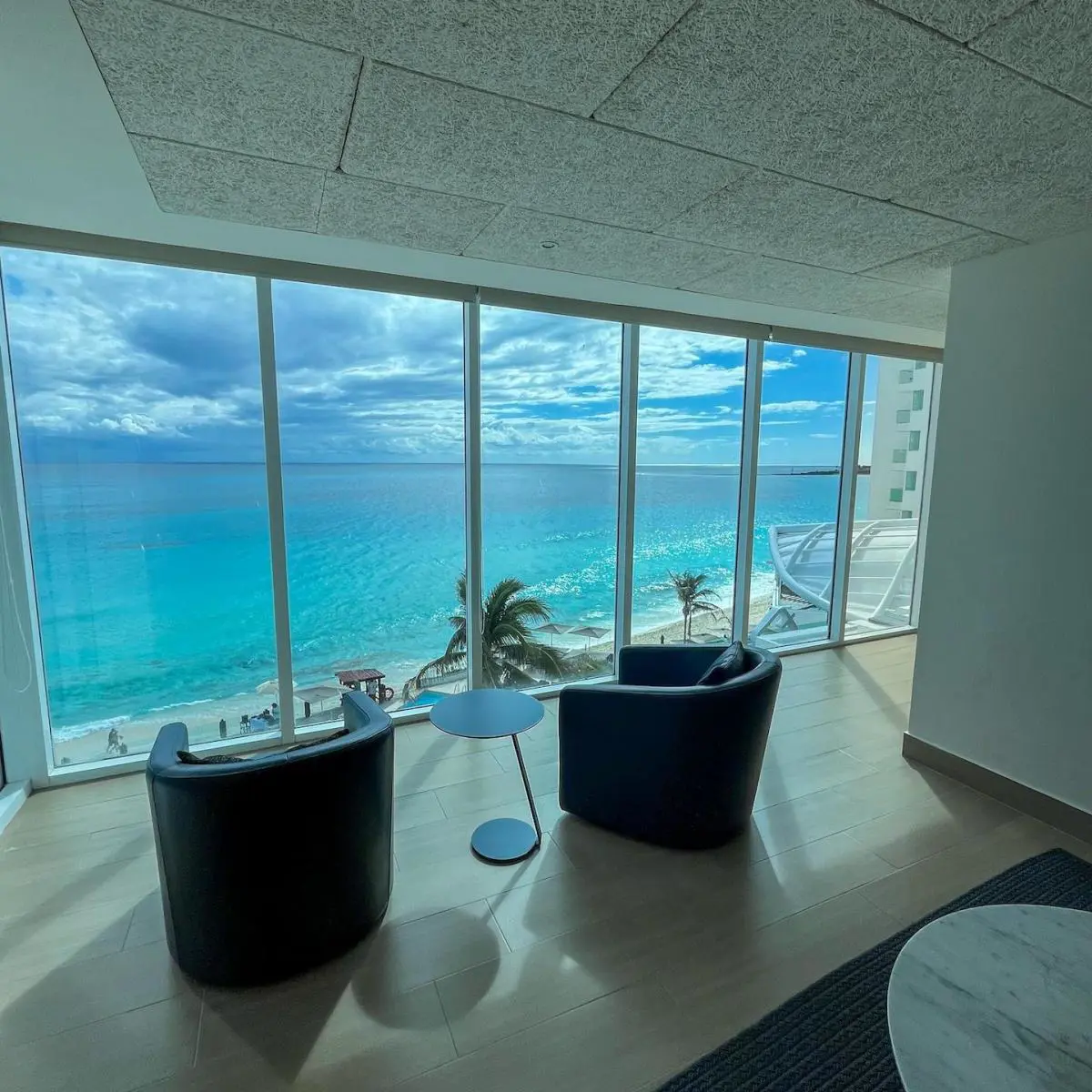 Departamento en venta en Zona Hotelera, Benito Juárez — foto 1 de 45