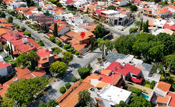 Casa en venta en Bugambilias, Zapopan — foto 2 de 15