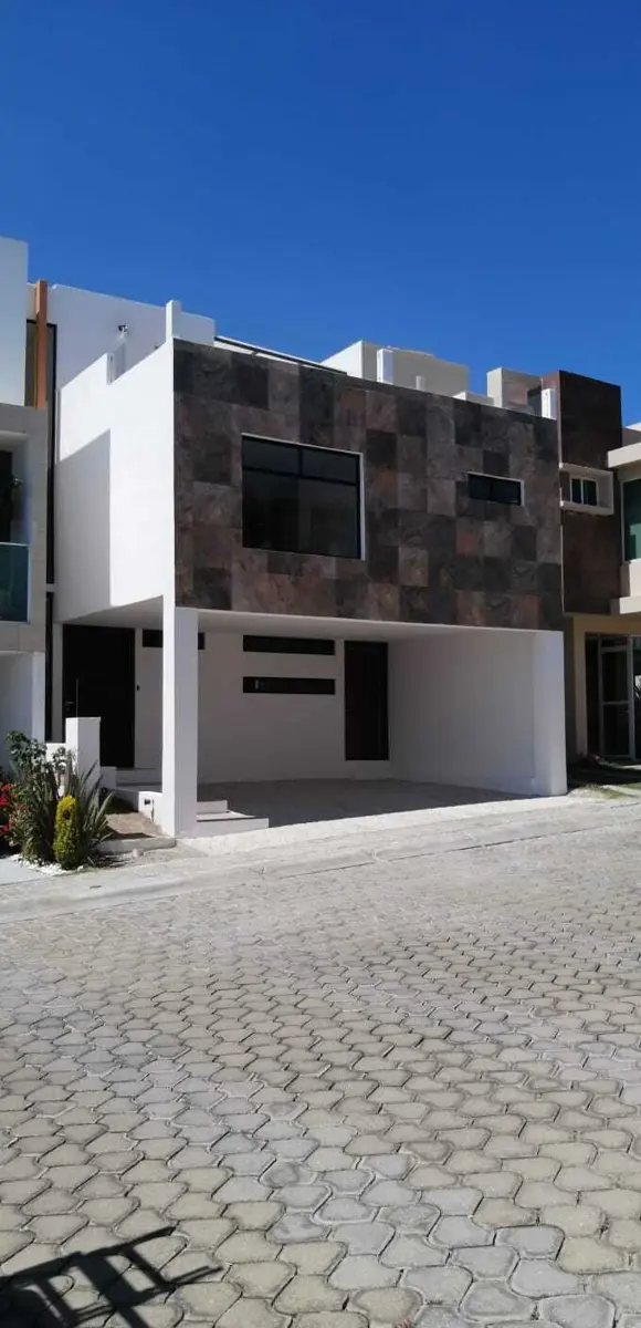 Casa en venta en Lomas de Angelópolis III, San Andrés Cholula — foto 1 de 9
