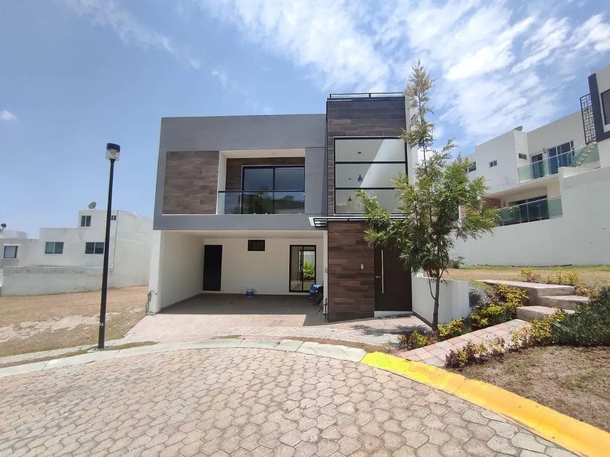 Casa en venta en Lomas de Angelópolis III, San Andrés Cholula — foto 1 de 18