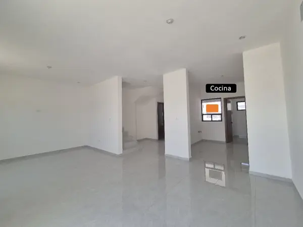 Casa en venta en Jardines Coloniales, Saltillo — foto 2 de 14