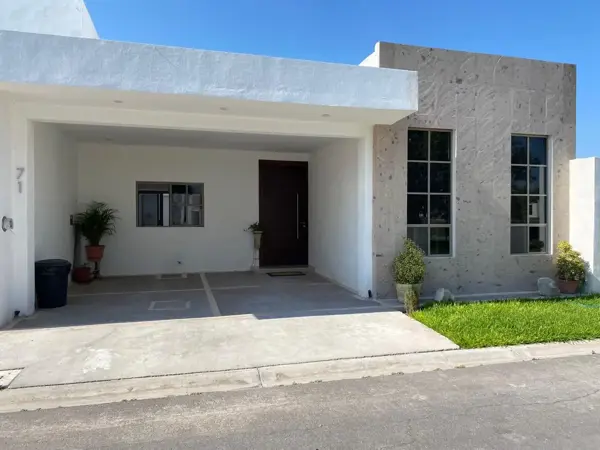 Casa en venta en Villas del Renacimiento, Torreón — foto 2 de 27