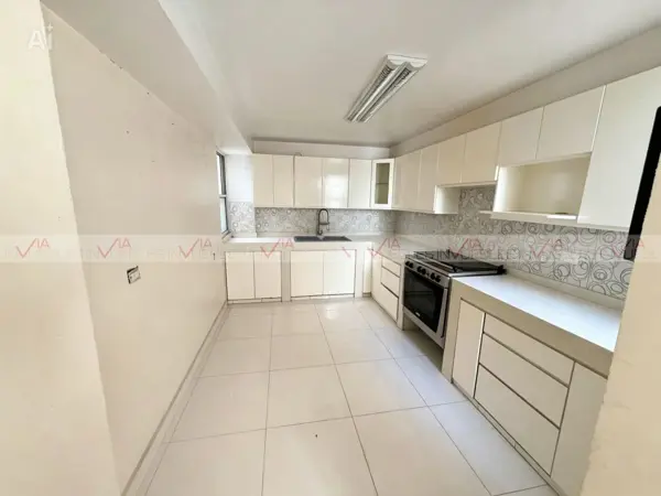 Casa en renta en Los Faisanes Sector el Dorado, Guadalupe — foto 3 de 15
