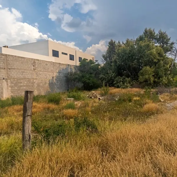 Terreno en renta en Rincón de los Encinos, Saltillo — foto 2 de 4