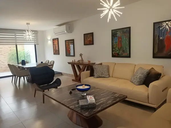CASA LOMBARDIA RESIDENCIAL LEON VENTA