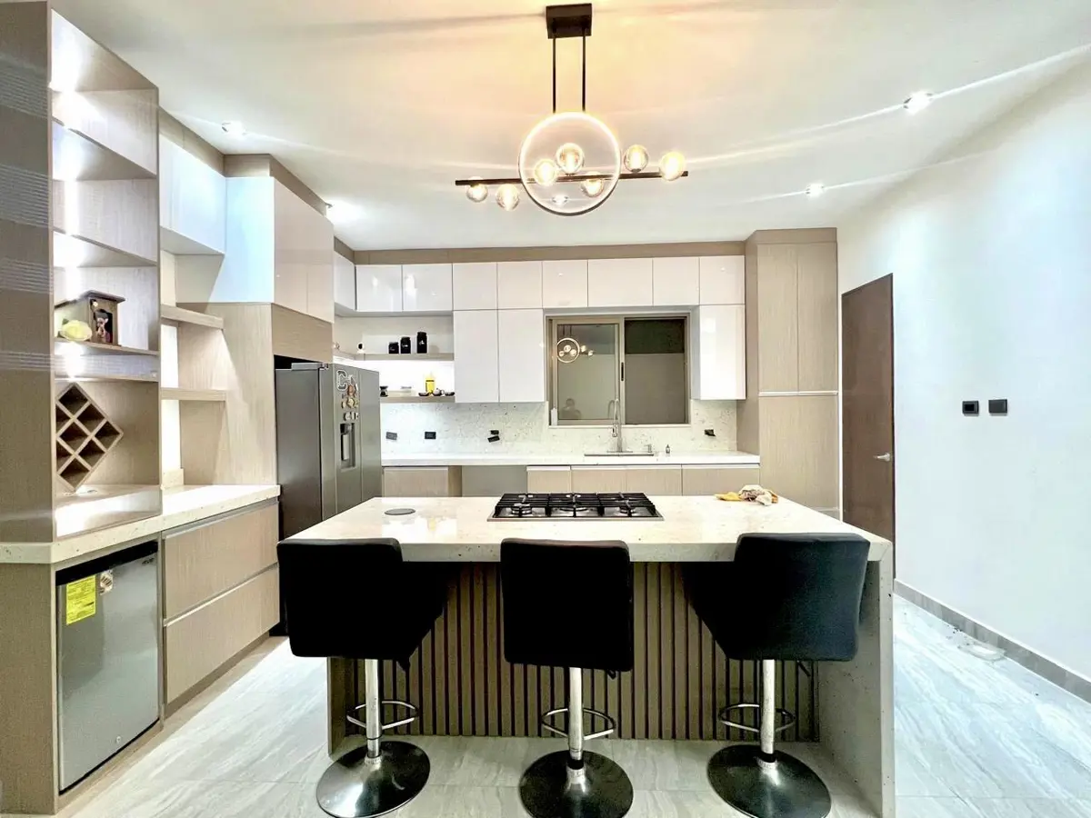 Casa en venta en Los Rodriguez, Santiago — foto 1 de 16