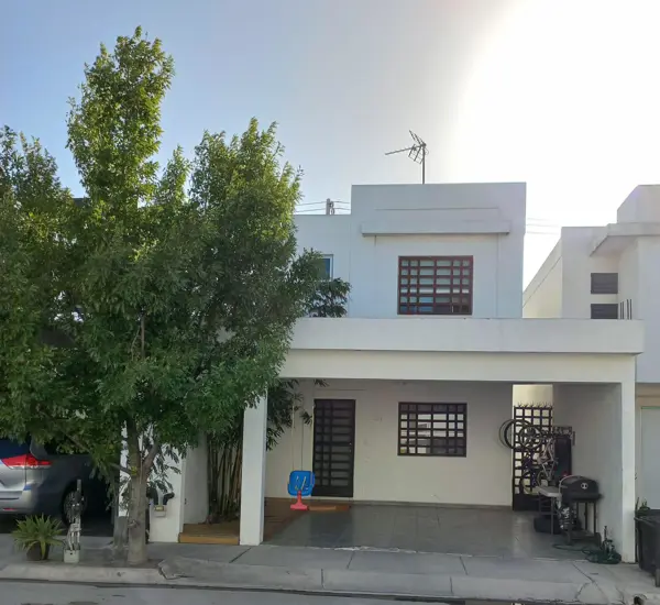 CASA ZONA HUINALA PRIVADA ILTAMARINDO APODACA RENTA
