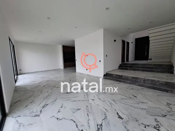 Casa en venta en Lomas de Angelópolis, San Andrés Cholula — foto 2 de 25