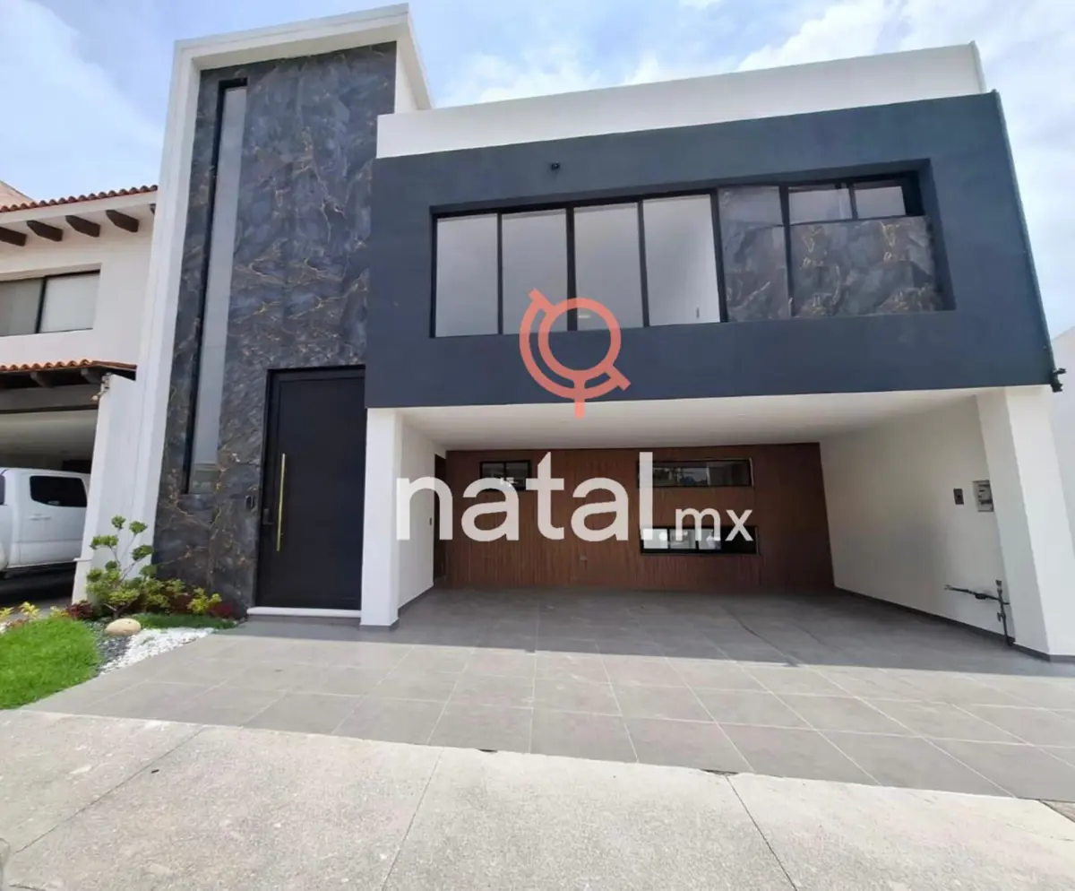 Casa en venta en Lomas de Angelópolis, San Andrés Cholula — foto 1 de 25