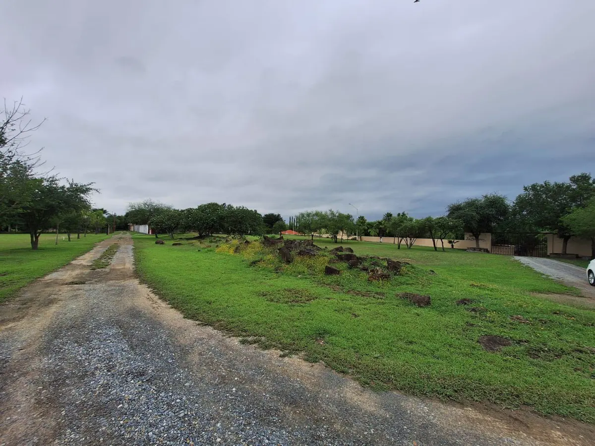Terreno en venta en El Castillo, Cadereyta Jiménez — foto 1 de 4