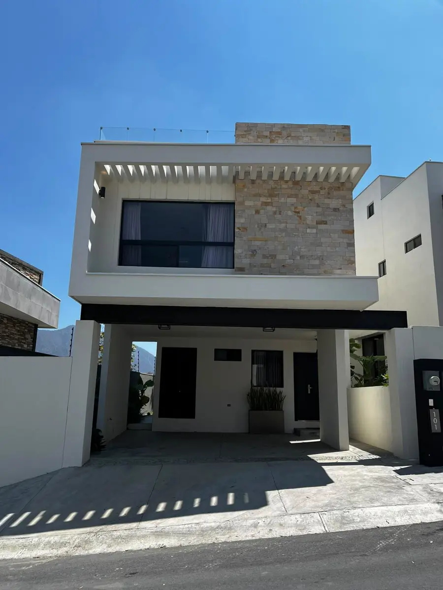 Casa en venta en El Barro, Monterrey — foto 1 de 24