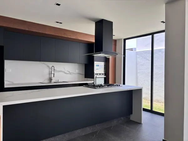 Casa en venta en Fraccionamiento Lomas de  Angelópolis, San Andrés Cholula — foto 2 de 17