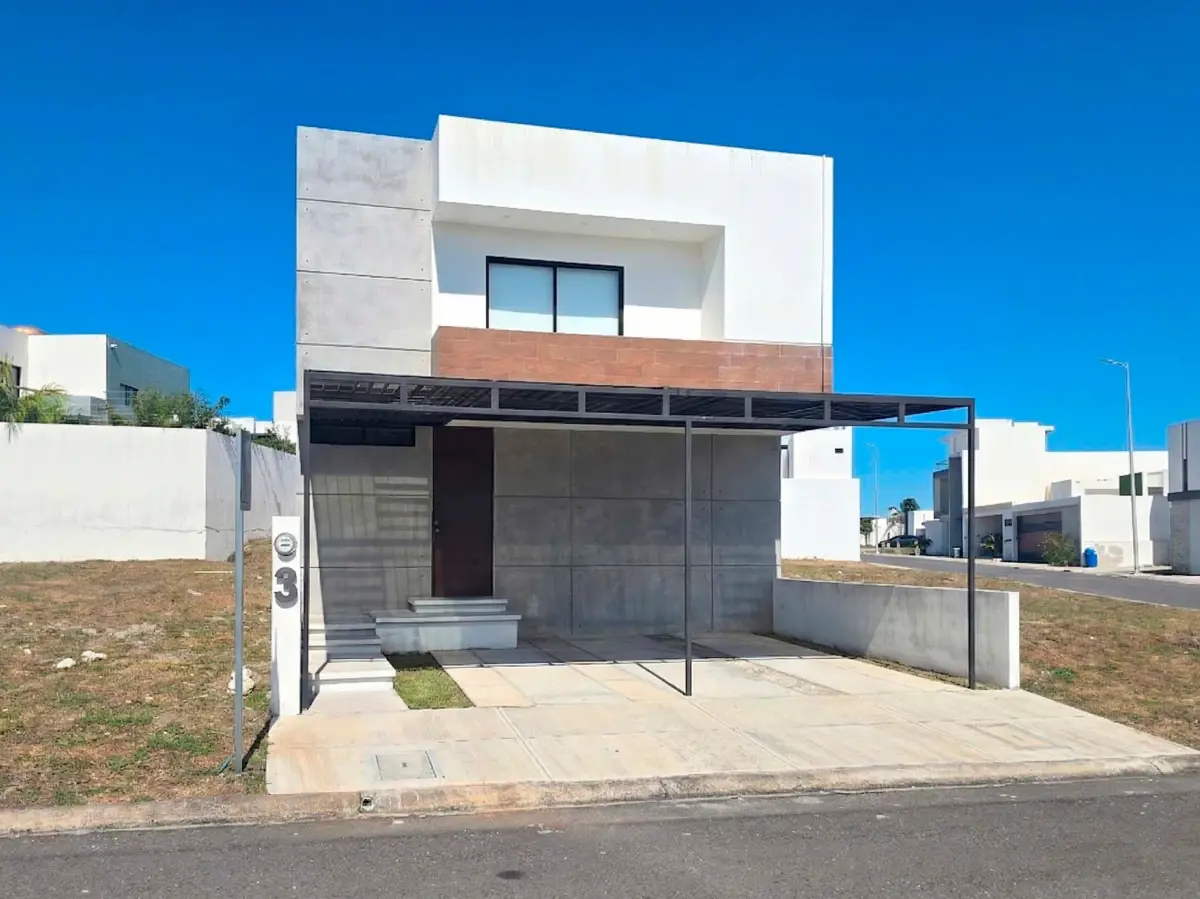 Casa en venta en Lomas de la Rioja, Alvarado — foto 1 de 13