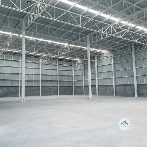 Bodega en renta en Oscar Flores Tapia, Saltillo — foto 2 de 6