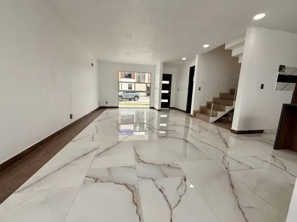 Casa en venta en El Saucillo, Mineral de la Reforma — foto 3 de 16