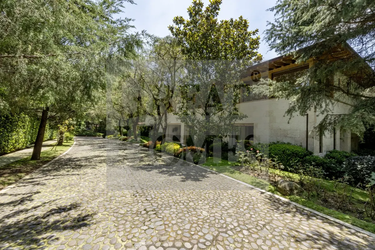 Casa en venta en Rancho San Francisco Pueblo San Bartolo Ameyalco, Álvaro Obregón — foto 1 de 50