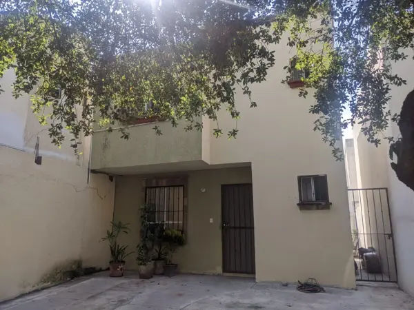 Casa en renta en Privada San Carlos, Guadalupe — foto 2 de 18