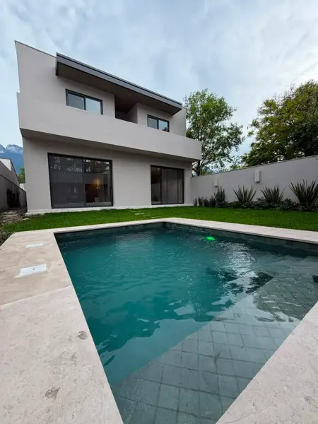 Casa Nueva en Venta, Col del Valle, los Rios, Spgg ,nl