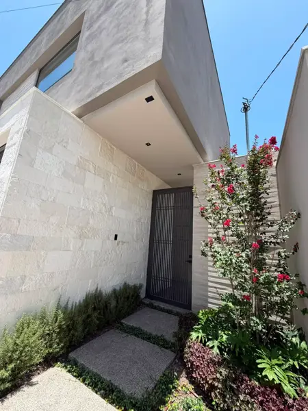 Casa en venta en Del Valle, San Pedro Garza García — foto 2 de 21