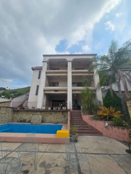Casa en venta en Del Carmen, Monterrey — foto 2 de 8