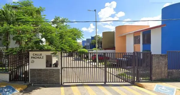 Casa en venta en Galaxia/tabasco 2000, Centro — foto 2 de 17