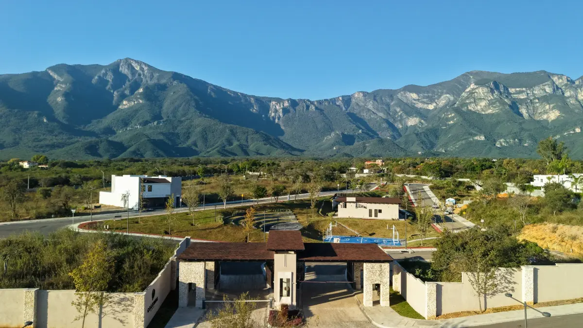 Terreno en venta en El Barrial, Santiago — foto 1 de 14