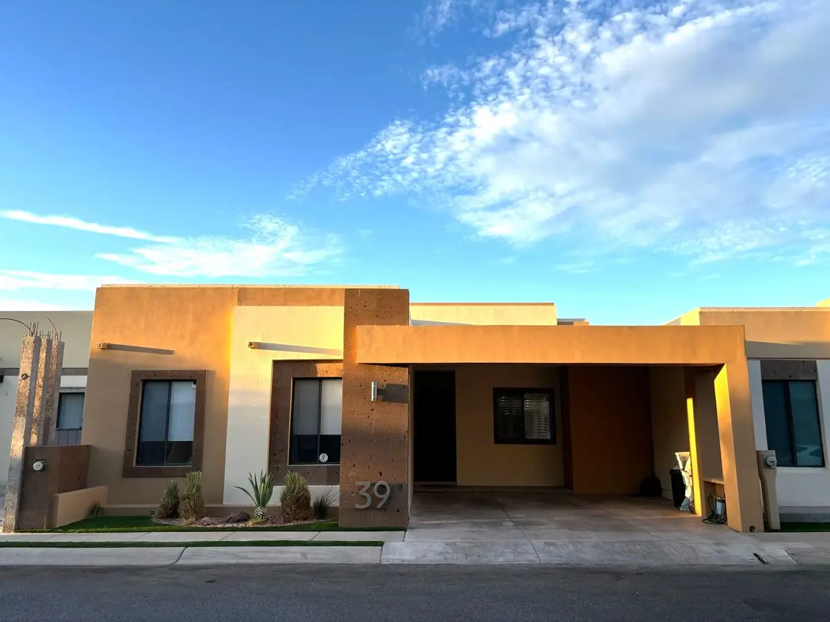 Casa en renta en Rivello Residencial, Hermosillo — foto 1 de 22