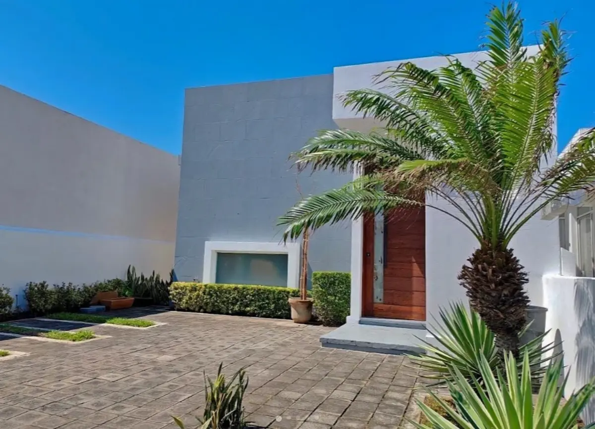 Casa en venta en Lomas de la Rioja, Alvarado — foto 1 de 8