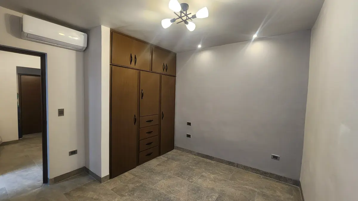 Vista 4 de Departamento en Renta de un piso en San Isidro - Excelente ubicación y servicios