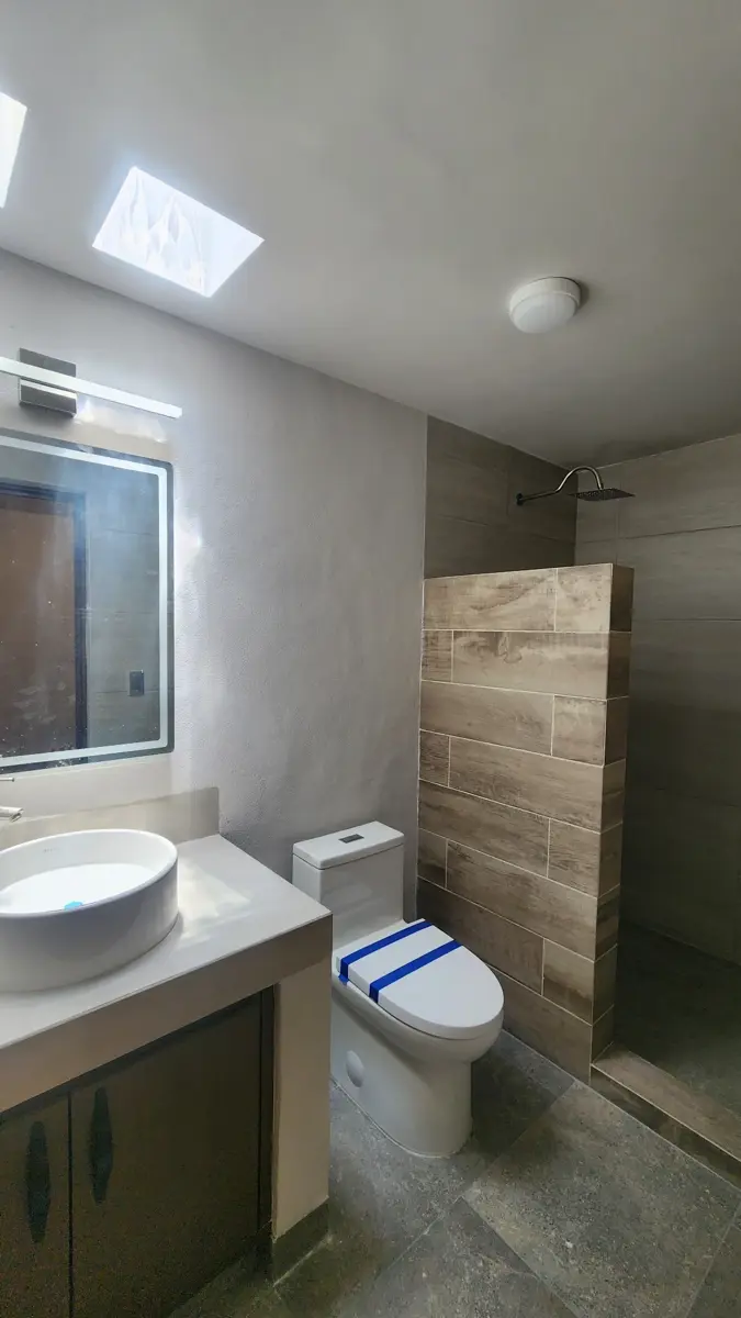 Vista 5 de Departamento en Renta de un piso en San Isidro - Excelente ubicación y servicios