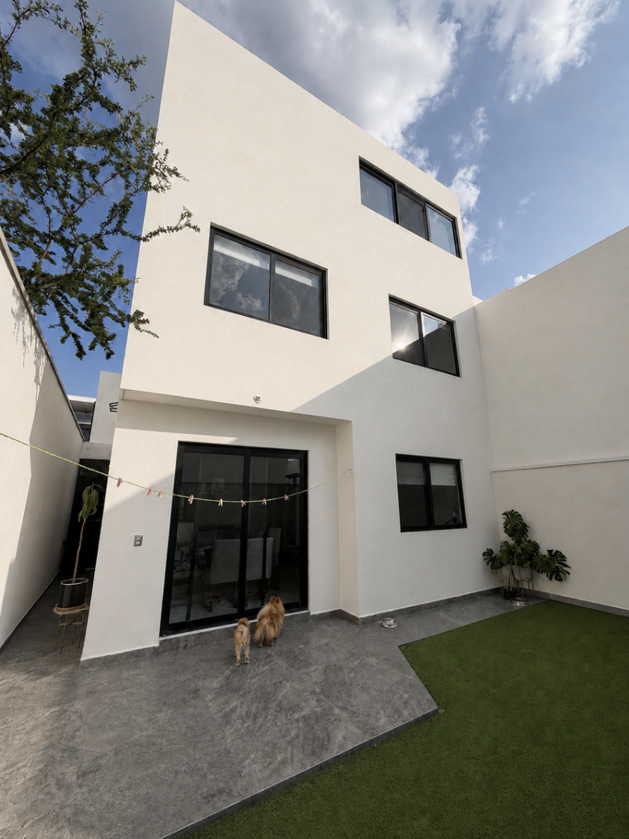 Casa en Venta en Lomas del Vergel, Monterrey, Nuevo León