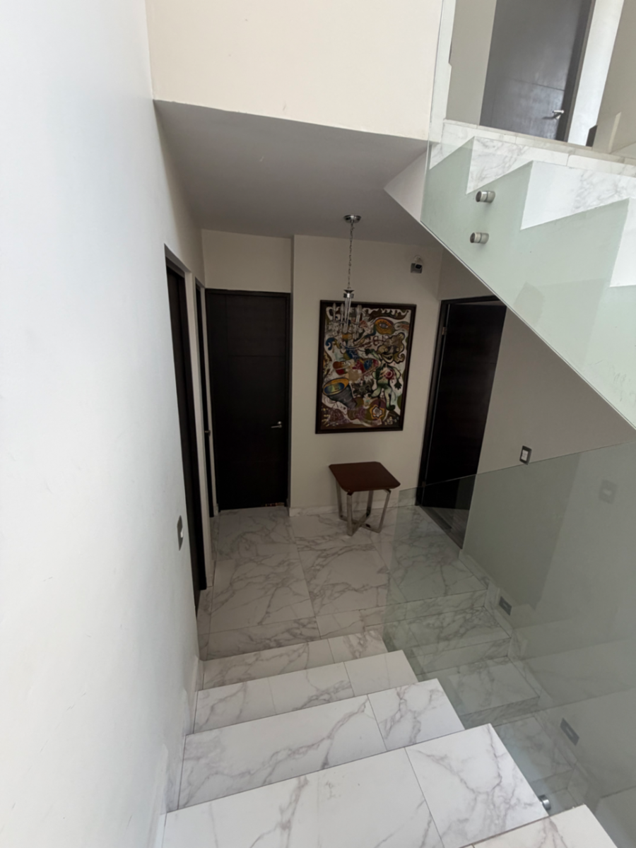 Casa en Venta en Lomas del Vergel, Monterrey, Nuevo León