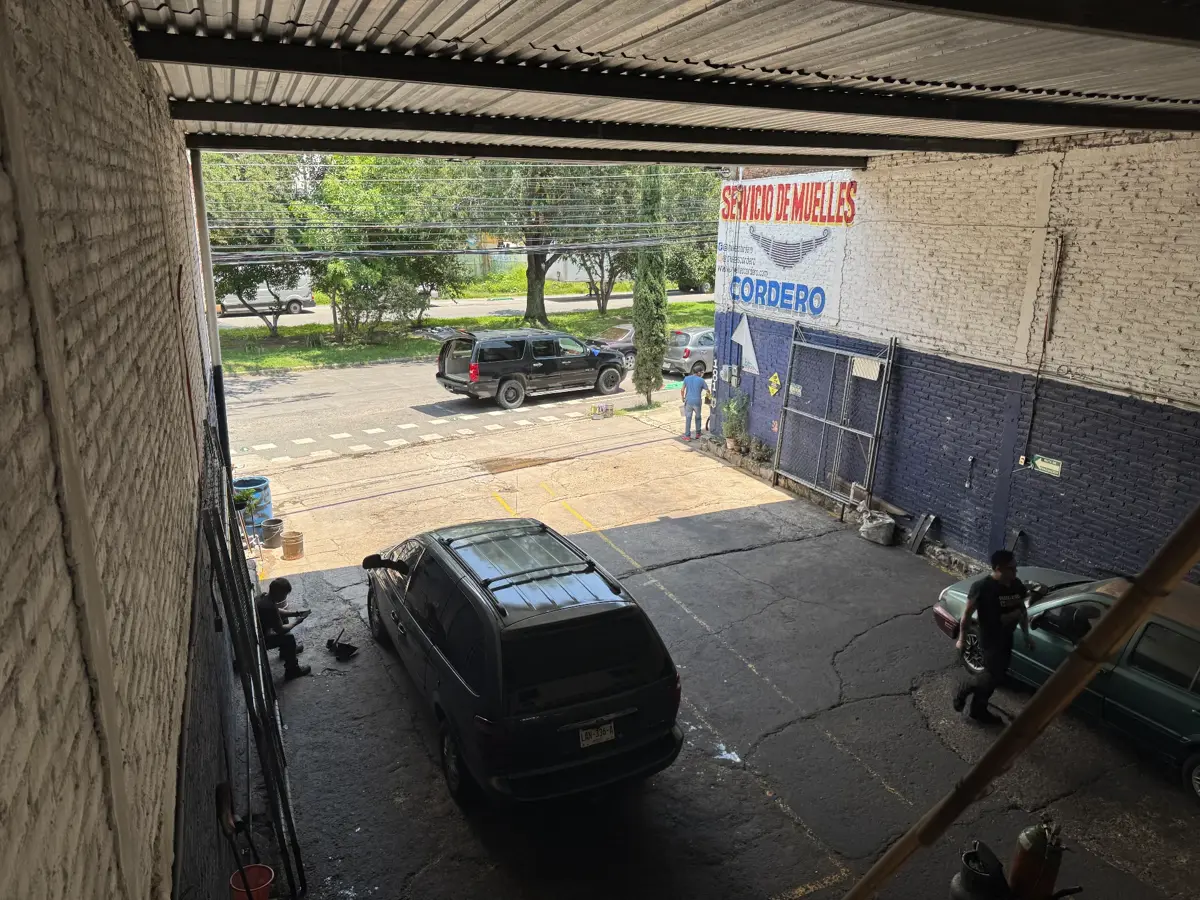 Local en venta en Mariano Otero, Zapopan — foto 1 de 17