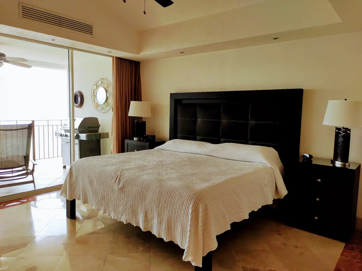 Departamento en renta en Zona Hotelera Norte, Puerto Vallarta — foto 1 de 22