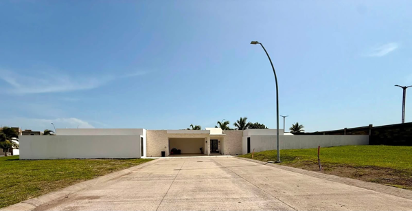 Casa en venta en Las Lomas Residencial, Alvarado — foto 3 de 40