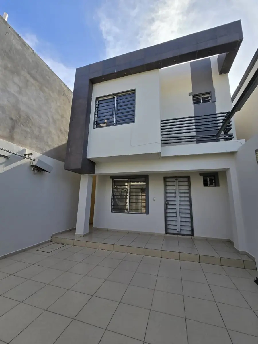 Casa en renta en Bonaterra, Culiacán — foto 1 de 13
