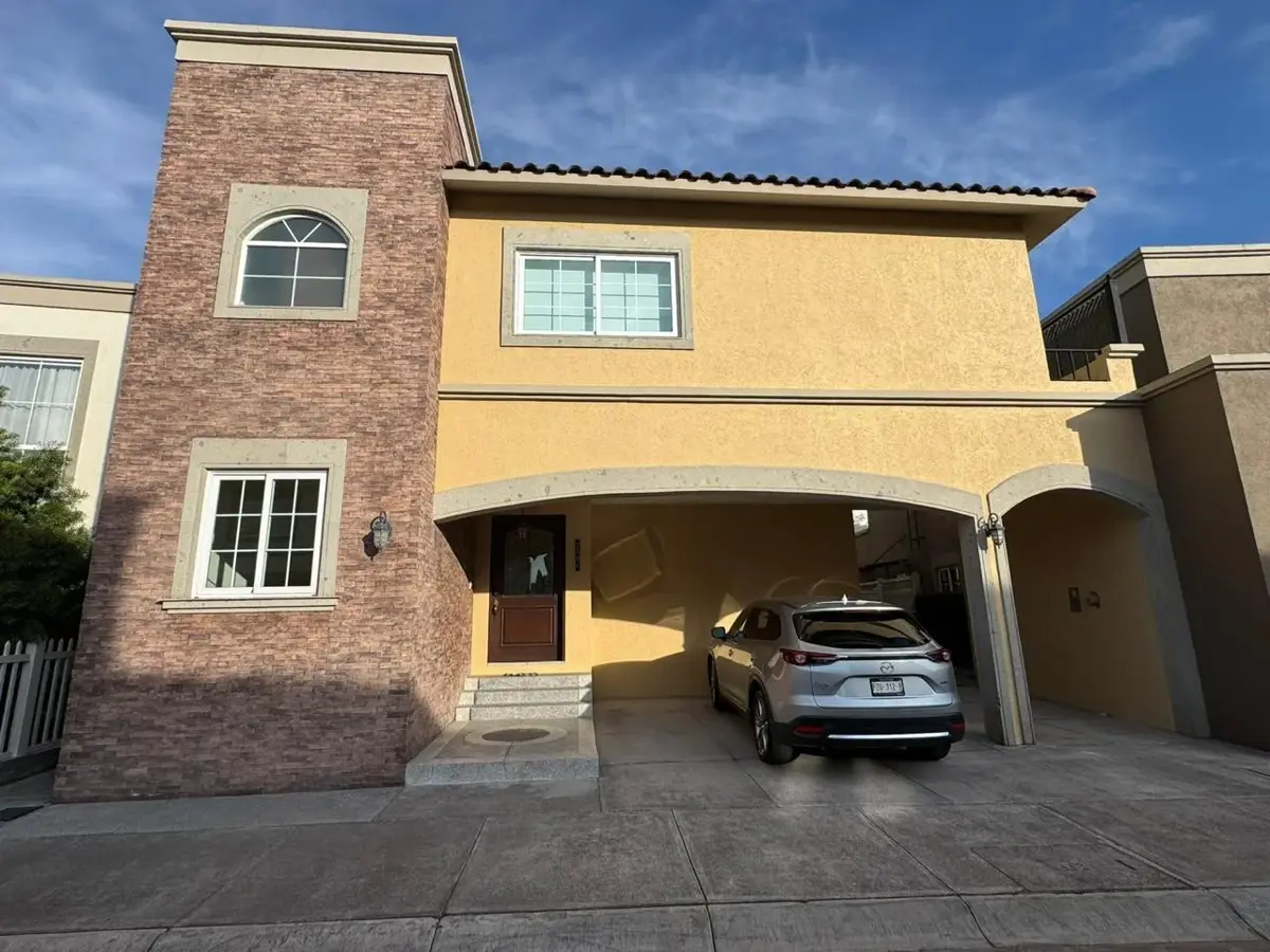 Casa en venta en Portofino Royal Country Club, Metepec — foto 1 de 52