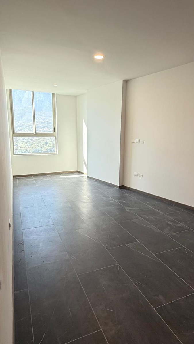 Departamento en renta en Santa Maria, Monterrey — foto 1 de 6