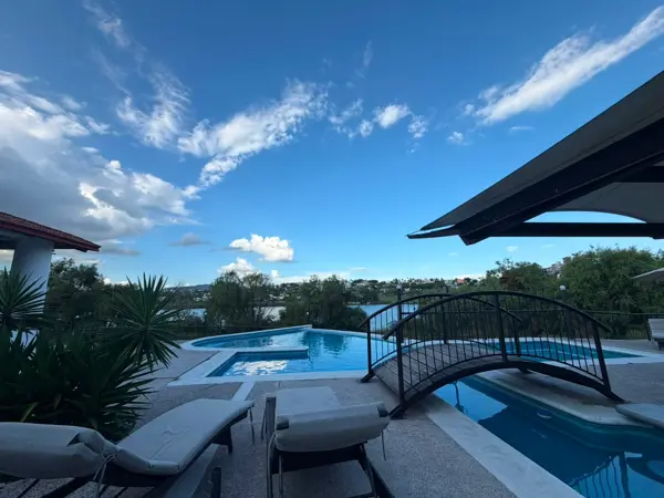 Residencia en Renta en Faro Juriquilla frente al Lago — foto 1 de 32