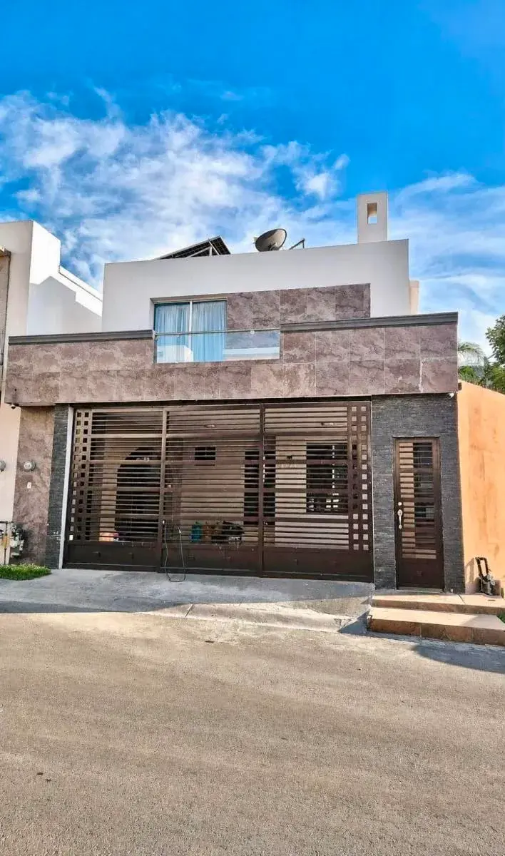 Casa en venta en Cumbres San Agustin, Monterrey — foto 1 de 14
