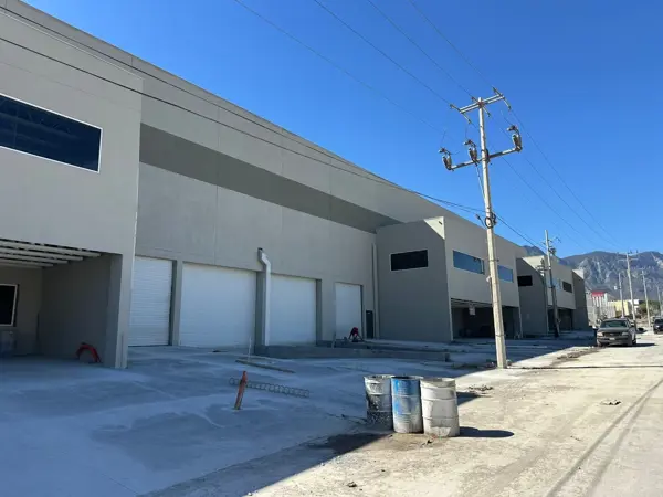 Bodega en Venta Santa Catarina Nuevo Leon — foto 1 de 16