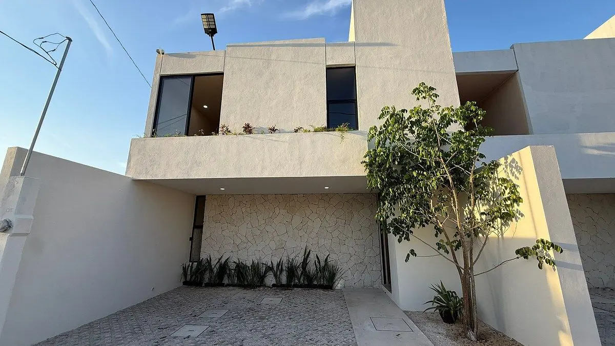 Casa en venta en San Juan Bautista, Mérida — foto 1 de 35