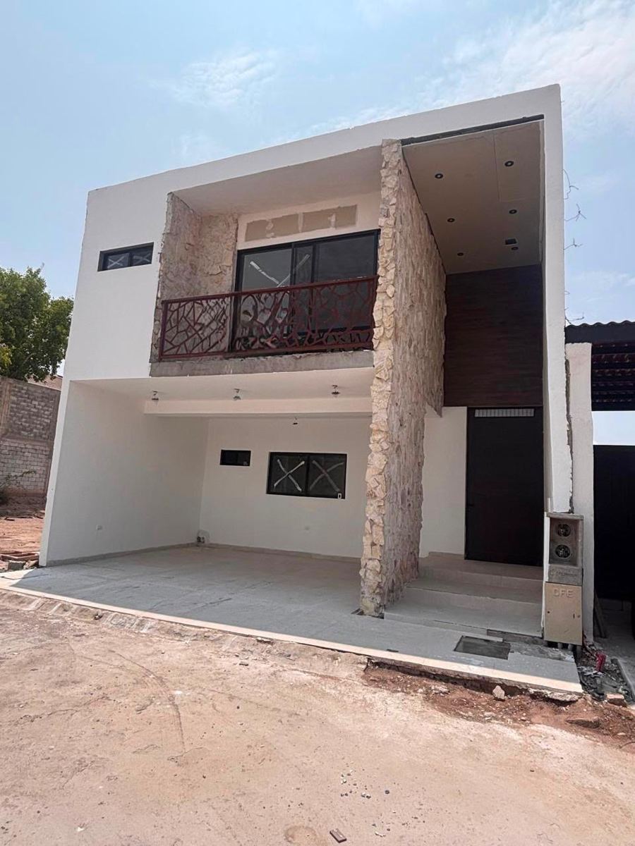 Casa en Venta en Los Portales, Torreón, Coahuila de Zaragoza Casa en Venta en Los Portales, Torreón, Coahuila de Zaragoza