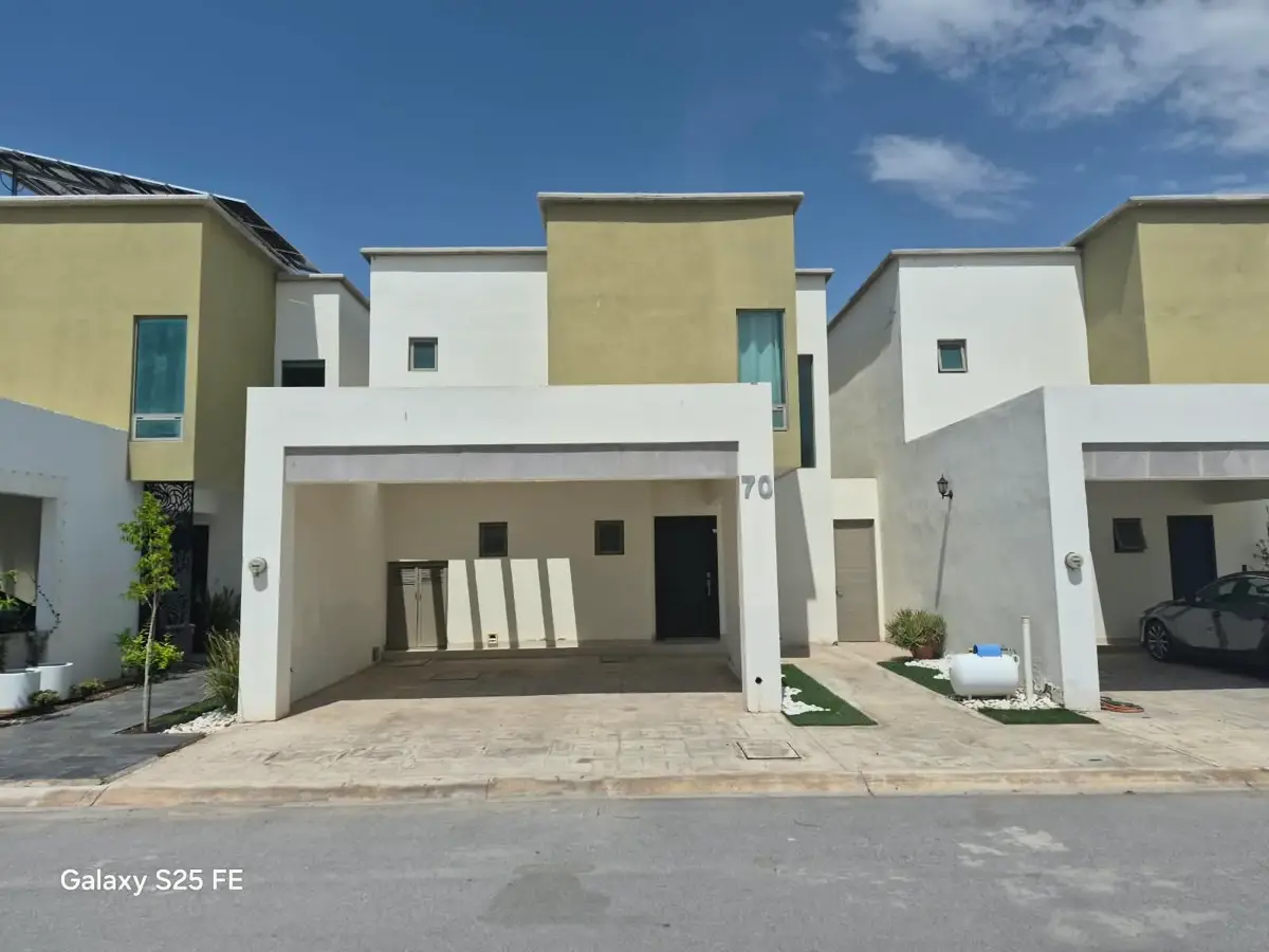 Casa en renta en Los Viñedos, Torreón — foto 1 de 36